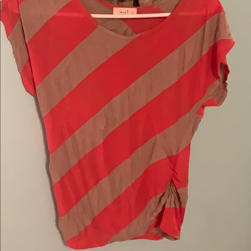 Pink and tan tee